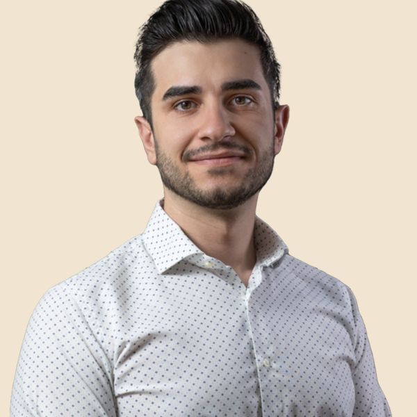 speaker photo