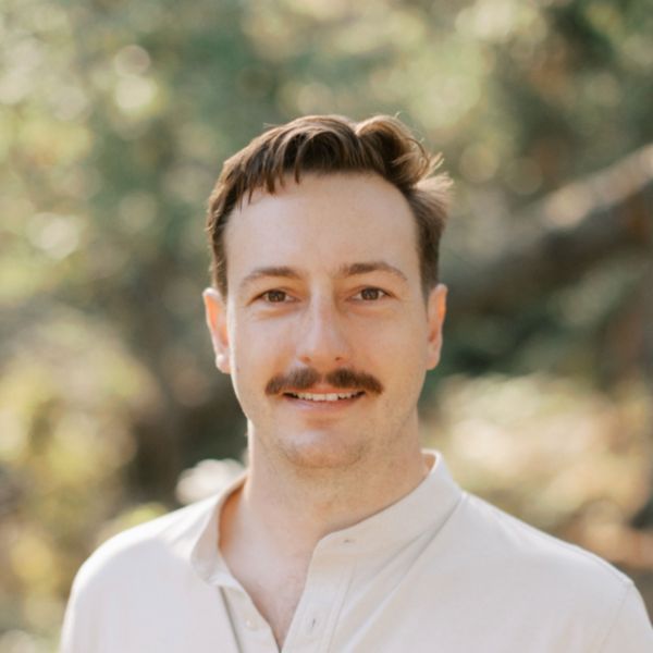 speaker photo