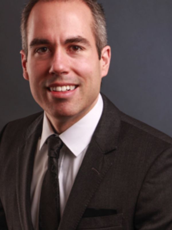 speaker photo