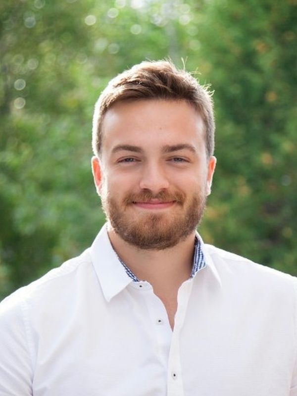speaker photo