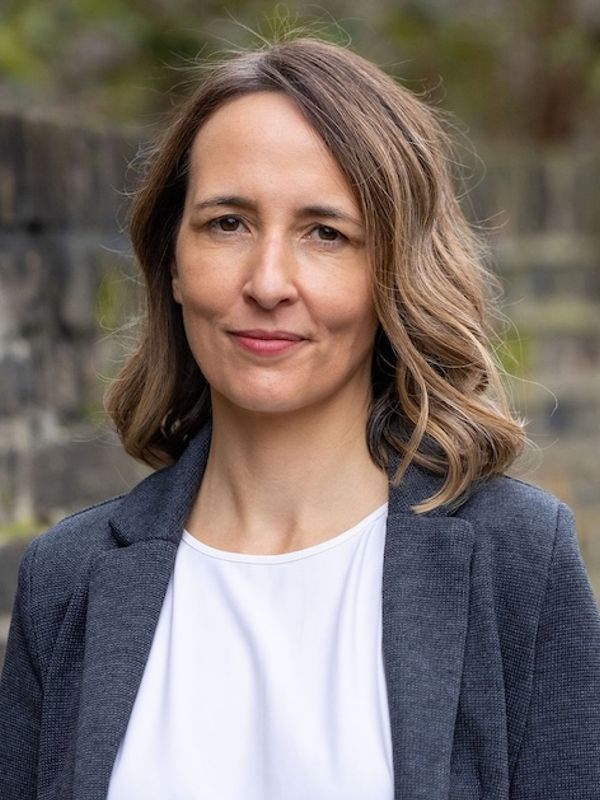 speaker photo