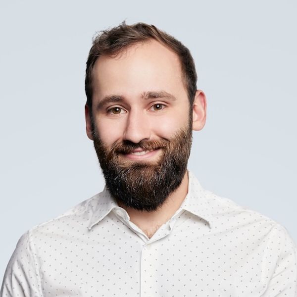 speaker photo