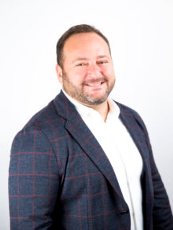 speaker photo