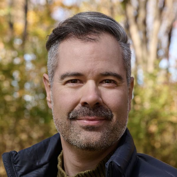 speaker photo