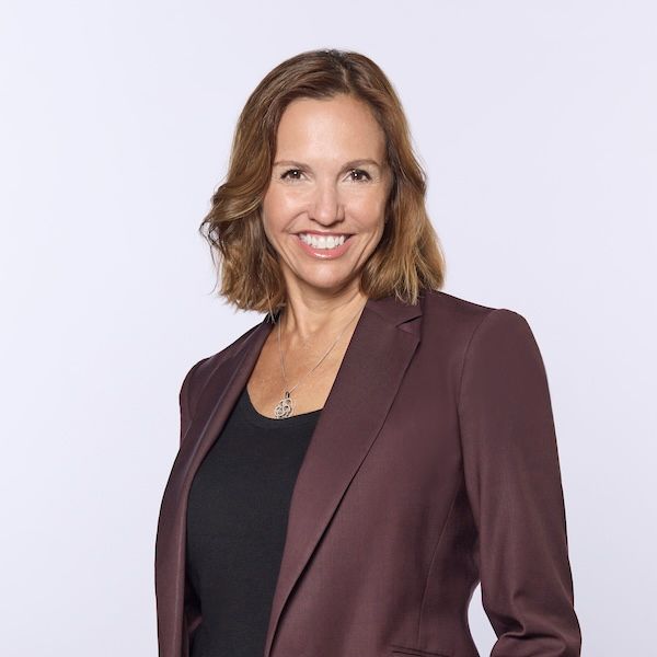 speaker photo