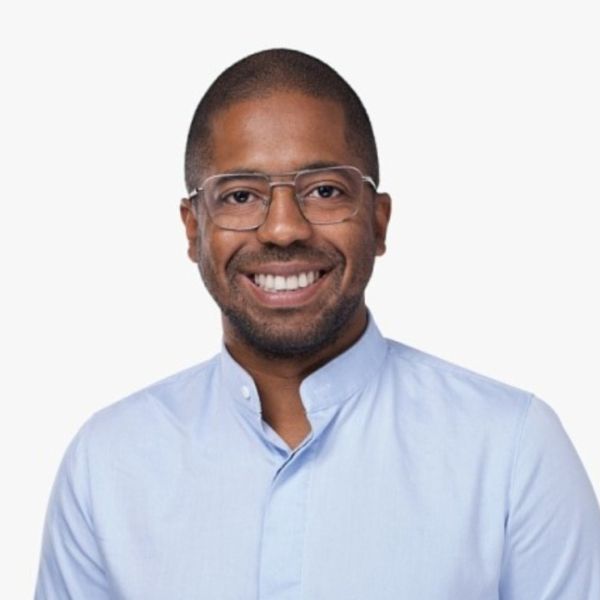 speaker photo