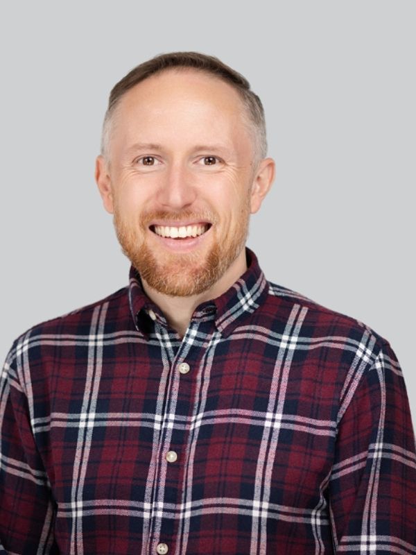 speaker photo