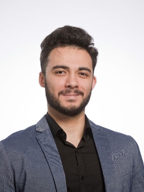 speaker photo